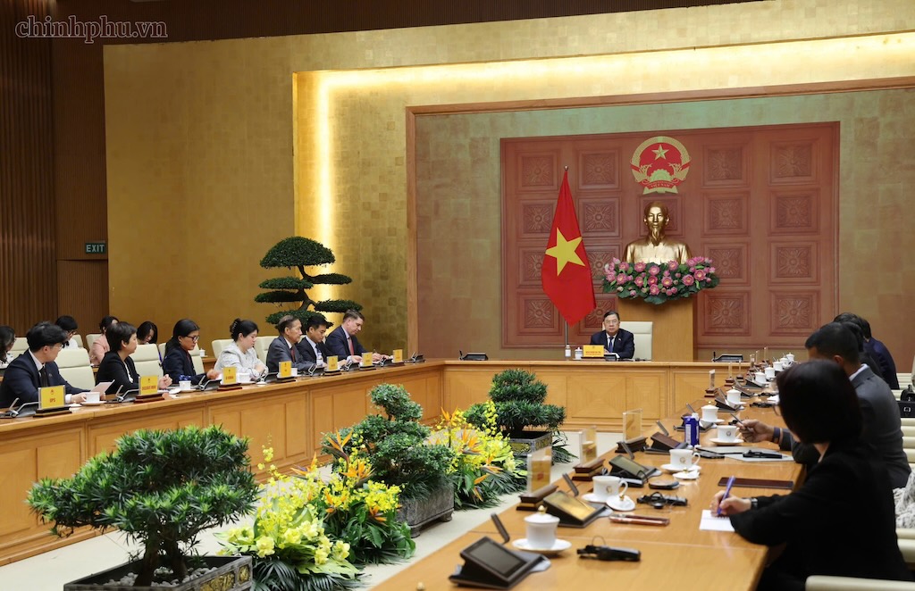 Phó Thủ tướng Thường trực Chính phủ Phạm Gia Túc làm việc với các doanh nghiệp Hoa Kỳ