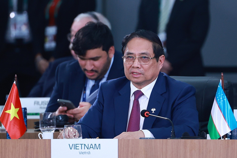 Thủ tướng Phạm Minh Chính dự và phát biểu tại Phiên thảo luận cấp cao Hội nghị thượng đỉnh BRICS mở rộng 2025 về “Môi trường, COP30 và Y tế toàn cầu”